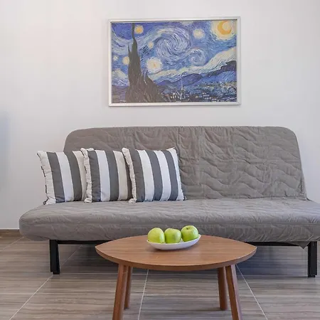 οn The Wave, 2 Studios,1 Apartment
